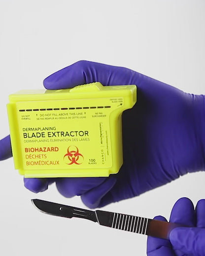 Dermaplaning Blade Extractor