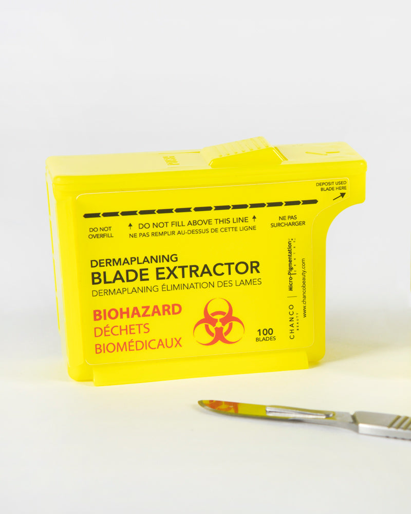 Dermaplaning Blade Extractor